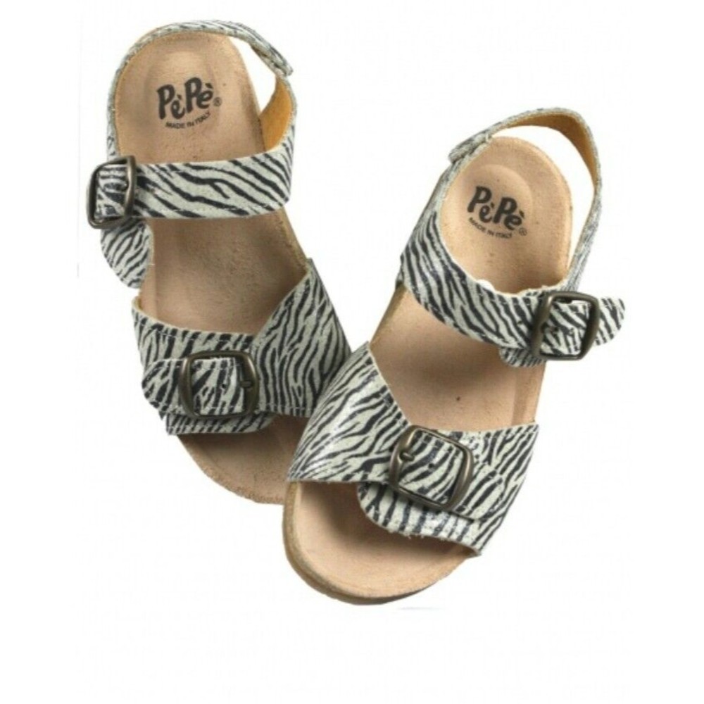 new girls PePe On Safari Buckle Sandals made in Italy leather 26 us 9.5  shoes